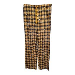Hot Topic Harry Potter Yellow and Black Pajamas with Hufflepuff Design - Size XL